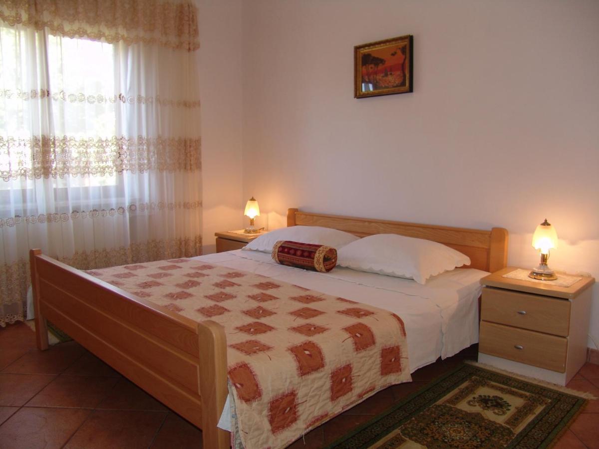 Apartments Bozica Krk Town Zewnętrze zdjęcie