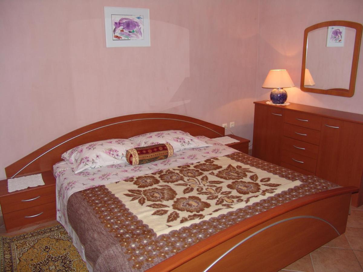 Apartments Bozica Krk Town Zewnętrze zdjęcie