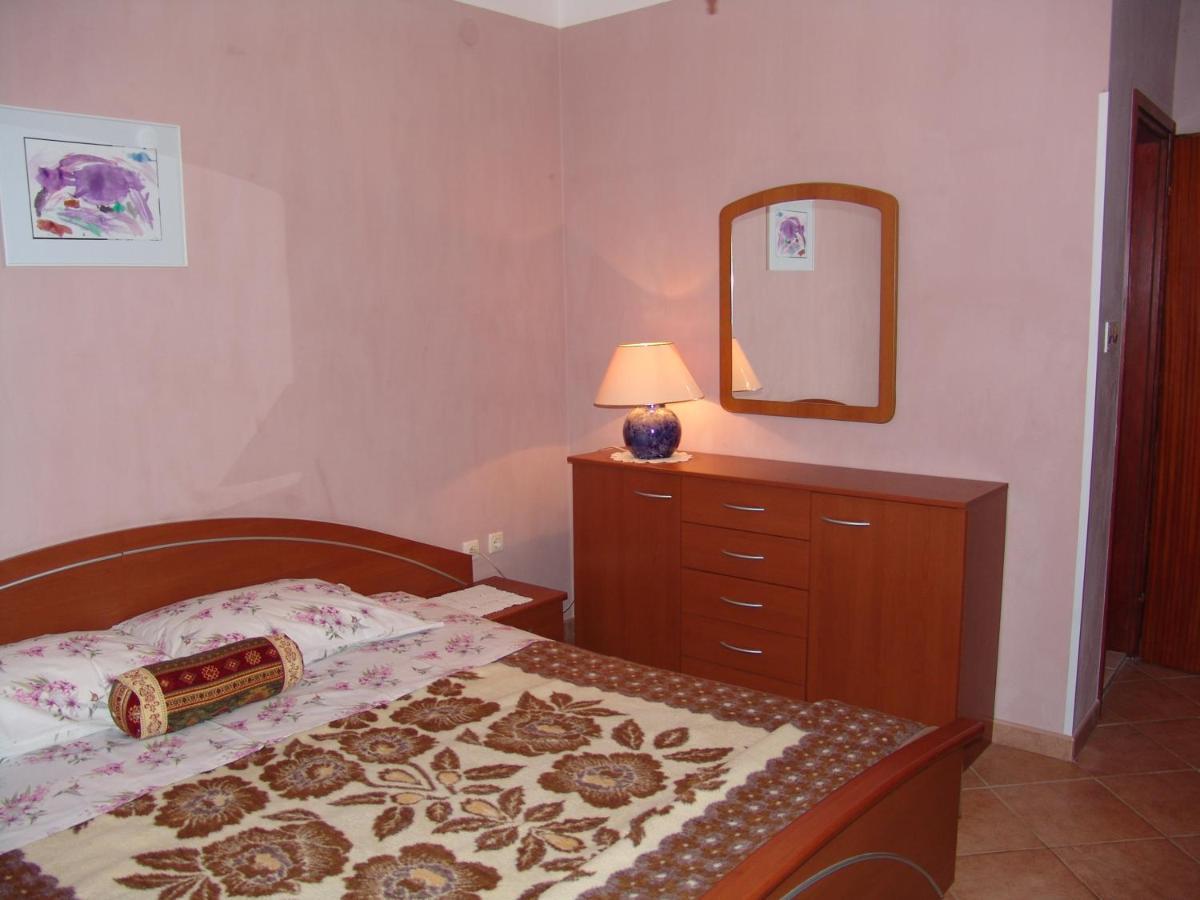 Apartments Bozica Krk Town Zewnętrze zdjęcie